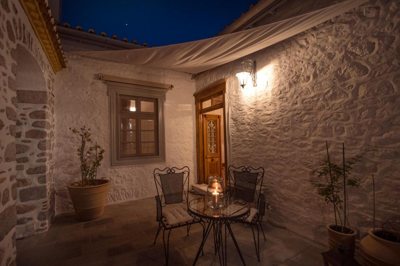 Antoinette Mansion Villa Ídra Kültér fotó